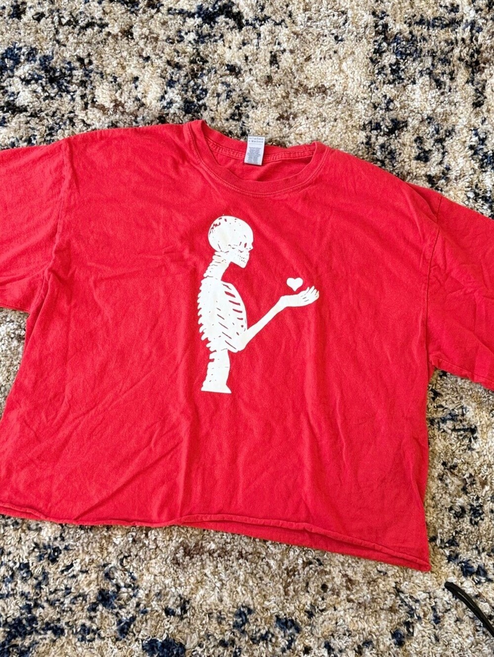 Gildan Red Skeleton Heart Graphic Tee Shirt XL
